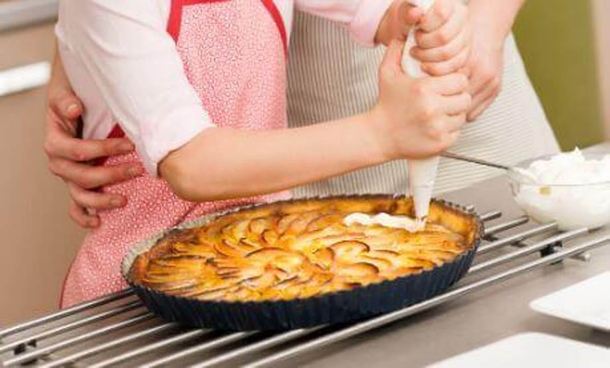 Легкий яблучний пиріг