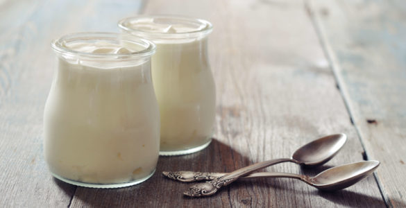 Як приготувати натуральний домашній йогурт?
