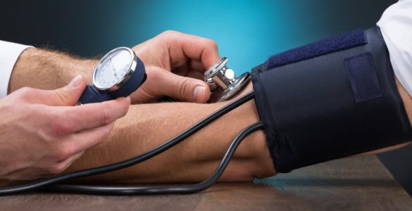 Як пов'язані підвищення тиску та ризик серцевого нападу: нове дослідження вчених