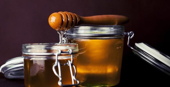 Названі корисні властивості меду, про які потрібно знати кожному