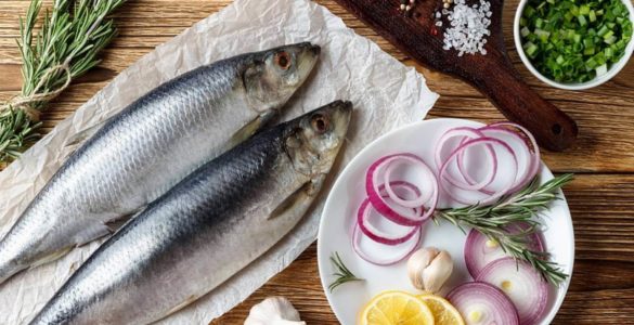 Як захиститися від деменції: найшкідливіша для здоров'я мозку риба